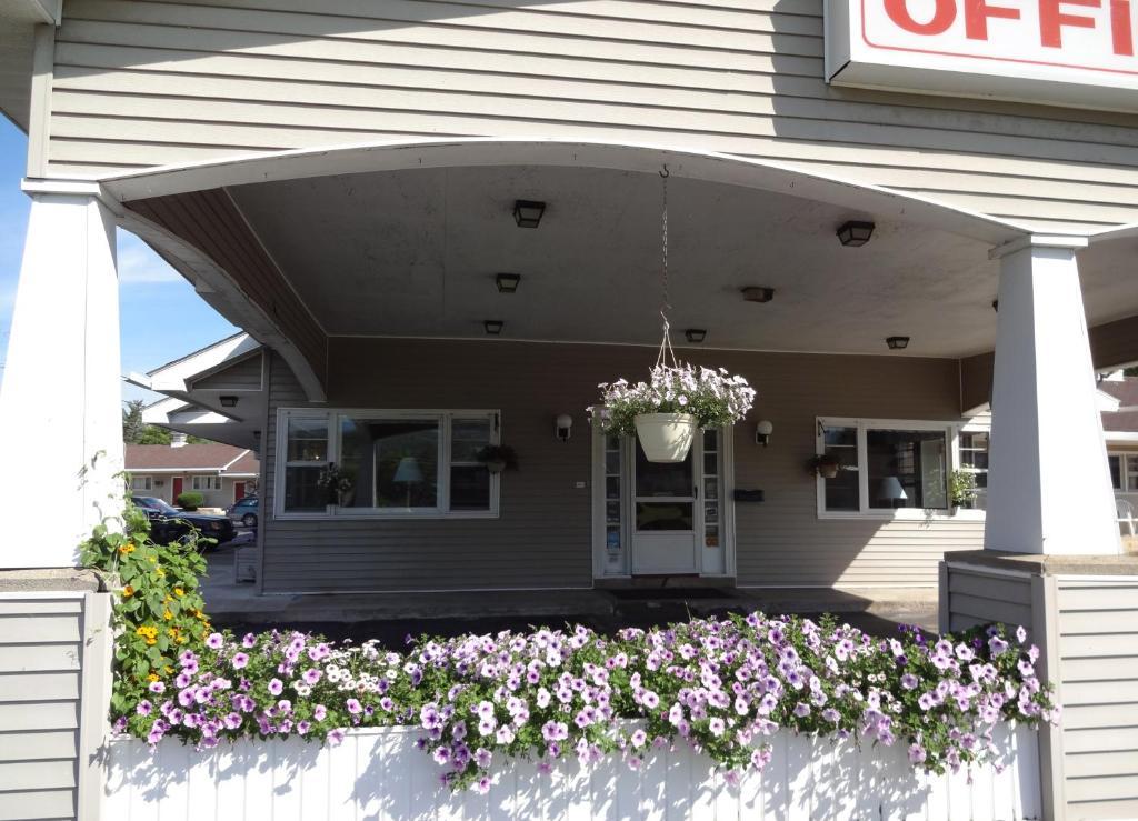 Gorham Motor Inn Εξωτερικό φωτογραφία